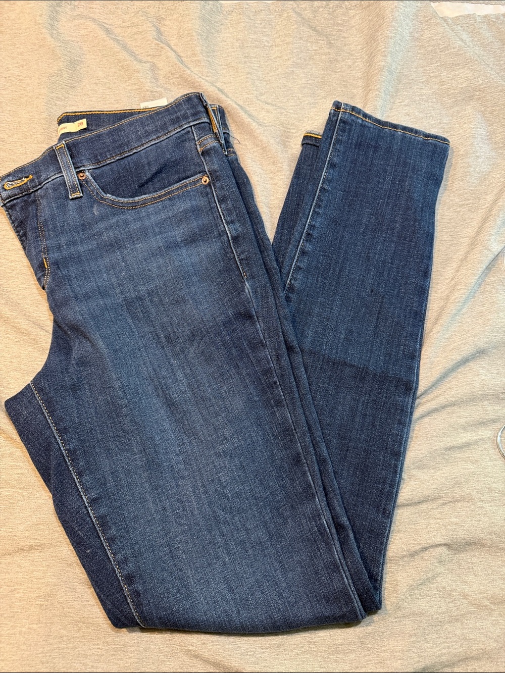 Levi’s Women’s Skinny Stretch Jeans in Deep Blue Wash